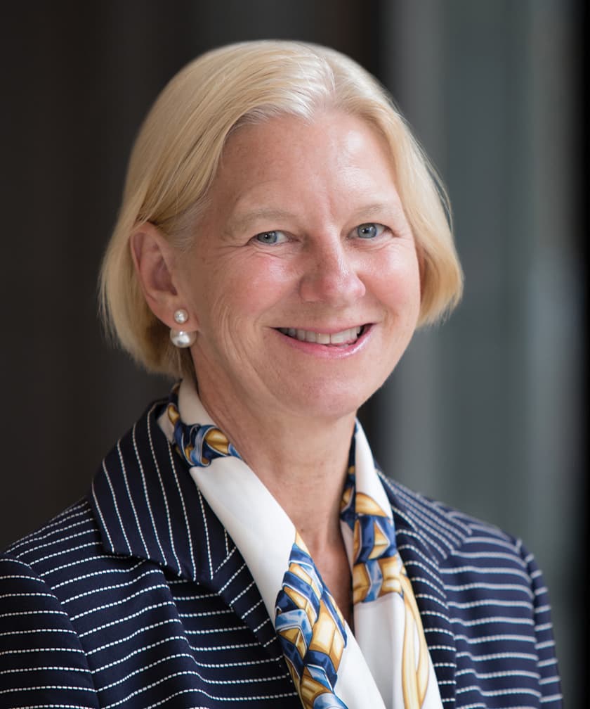 Photo of Laura J. Hodges