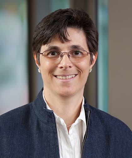 Photo of Elizabeth A. Dinces