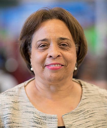 Photo of Andrea Rich