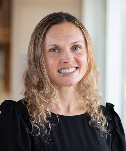 Photo of Janna J. Danbe