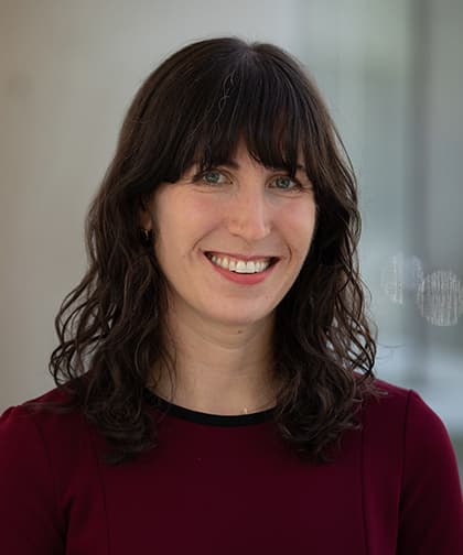 Photo of Serena L. Roth