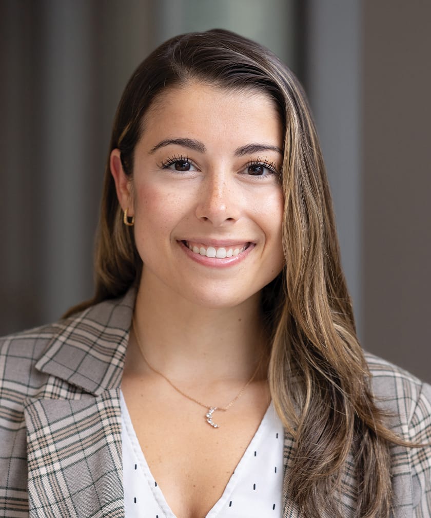 Photo of Nicole V. Pagones