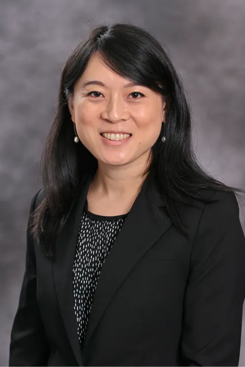 Photo of Julie Sung
